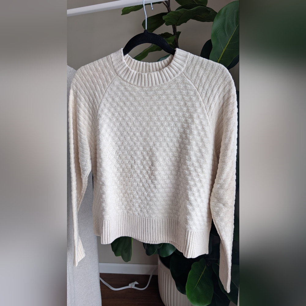 Lululemon Athletica Cream Textured Crew Neck Sweater